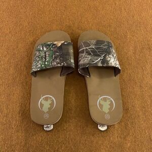 RealTree Mens L/XL 11-12 Brown Camouflage Deer Logo Slide Sandals New